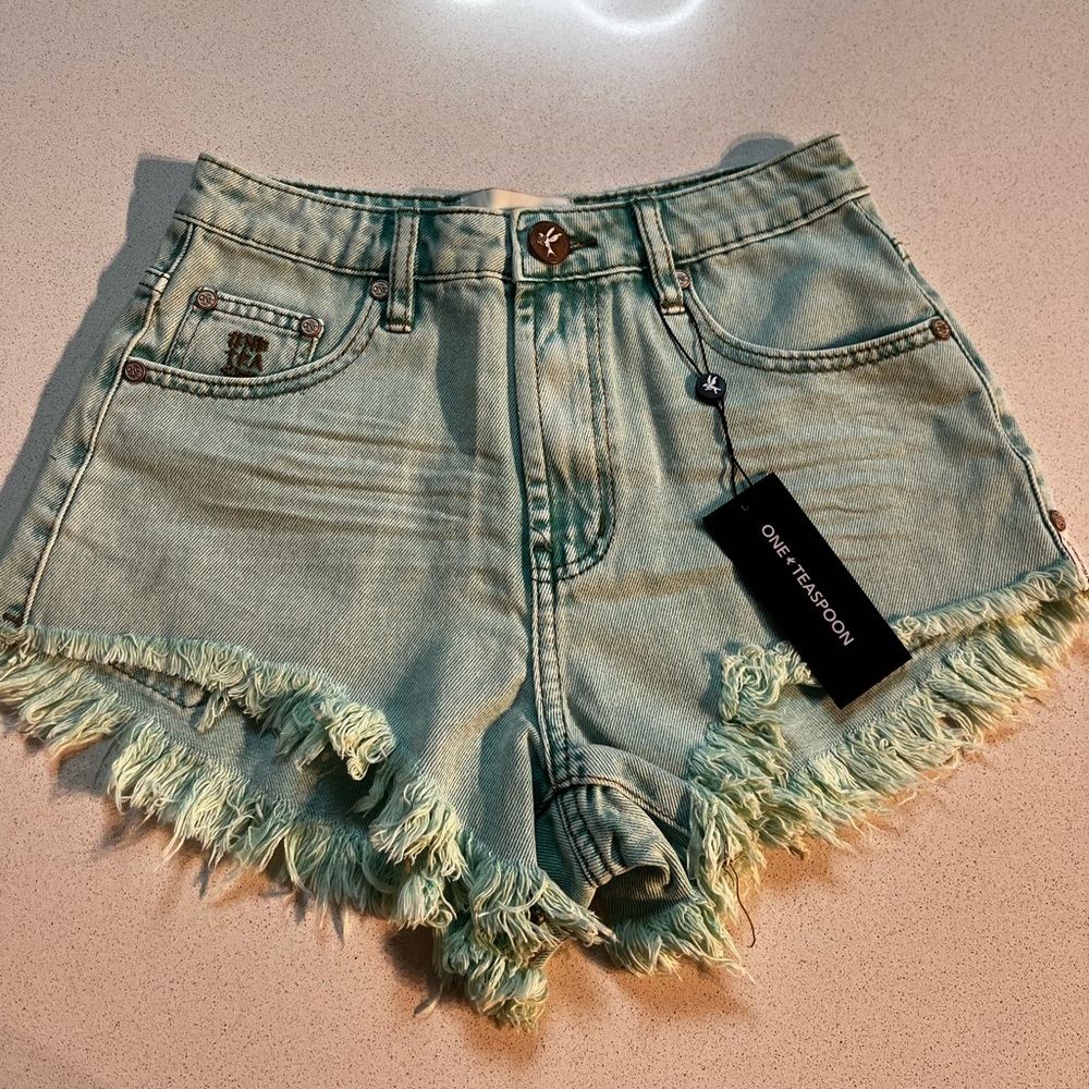 One Teaspoon jean shorts, brand new tag on.